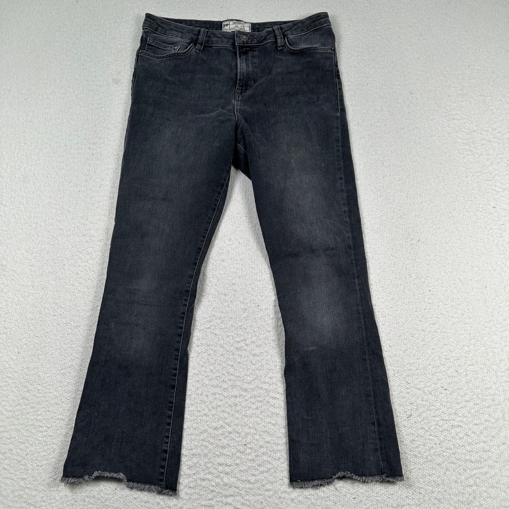Free People Black Denim Flare Jeans‎ Frayed Hem Women's 31 L Cropped Boho